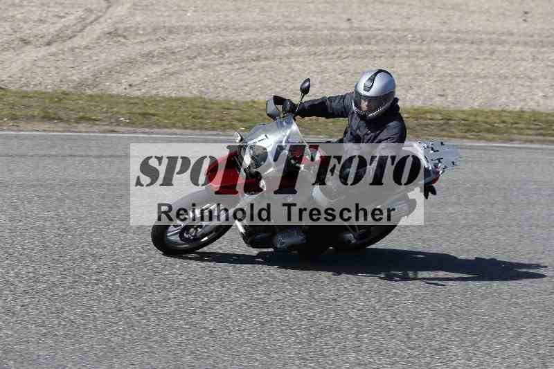 /01 02.04.2026 MAZ ADR/Gruppe gelb Gruppe gruen/74